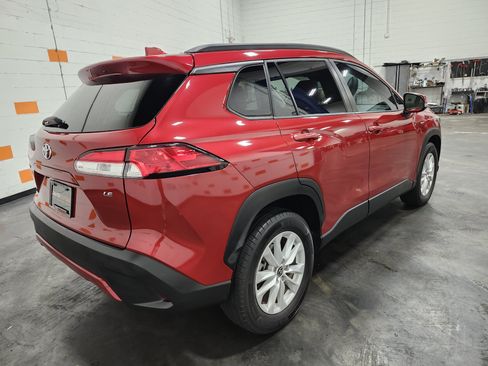 Used 2022 Toyota Corolla Cross LE FWD image 14