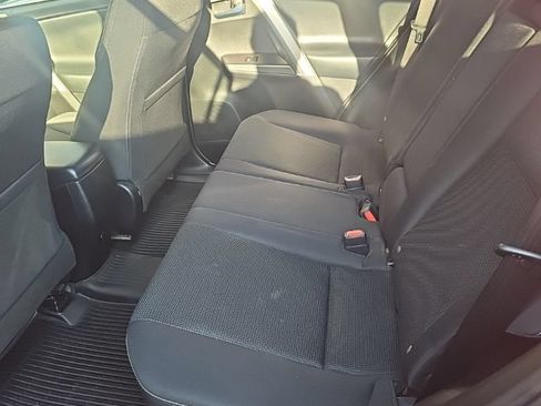 Used 2017 Toyota RAV4 XLE AWD/4WD image 9