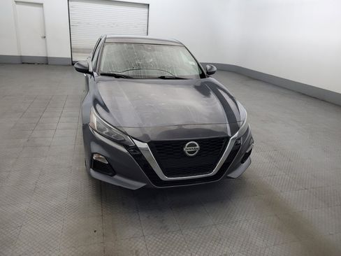 Used 2022 Nissan Altima 2.5 SV FWD image 14