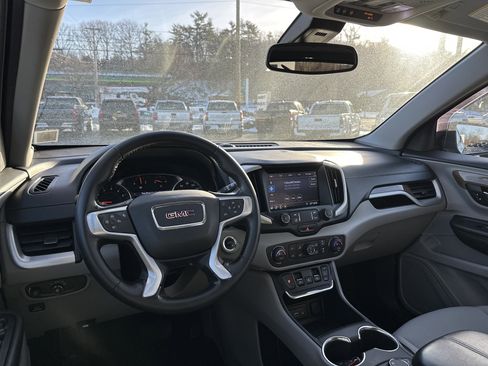 Used 2020 GMC Terrain SLE w/ Driver Convenience Package image 15