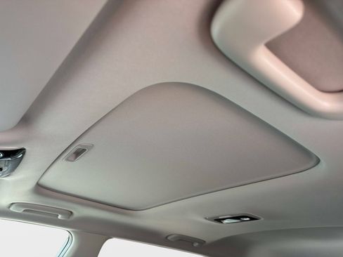 New 2026 Kia Seltos EX FWD image 18