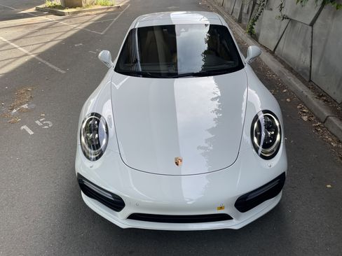 Used 2018 Porsche 911 Turbo S image 23