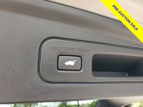 Used 2025 Acura MDX FWD w/ Technology Package image 9