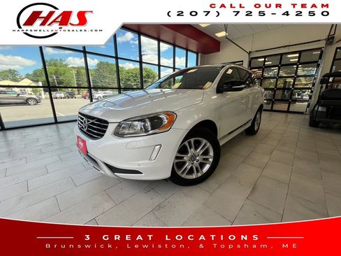 Used 2017 Volvo XC60 T6 Dynamic w/ Preferred Option Package AWD/4WD image 1