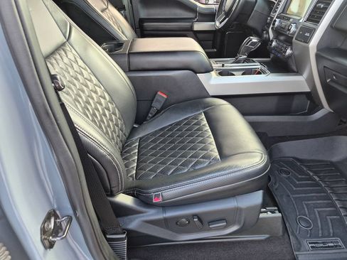 Used 2020 Ford F150 Lariat w/ Equipment Group 502A Luxury AWD/4WD image 19