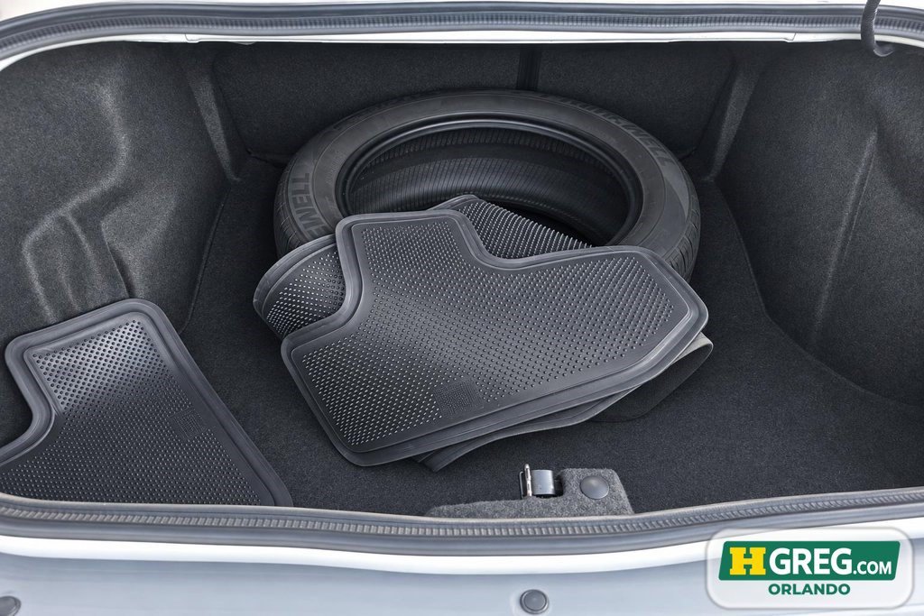 Used 2019 Dodge Challenger SXT RWD image 16