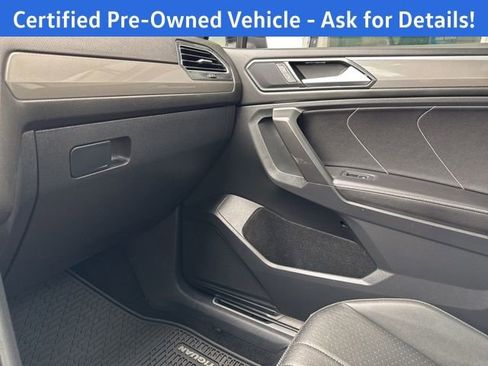 Certified 2023 Volkswagen Tiguan SE R-Line AWD/4WD image 16