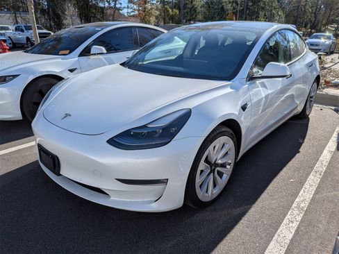 Used 2022 Tesla Model 3 Long Range image 5