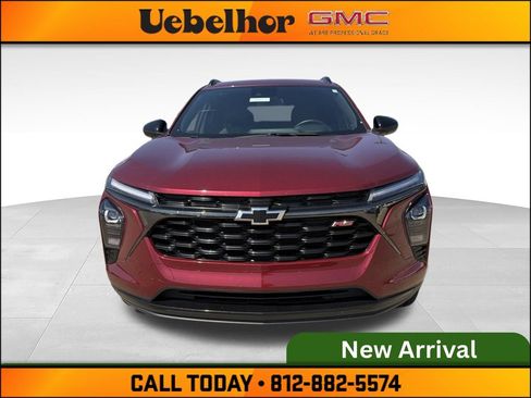 Used 2024 Chevrolet Trax RS w/ Driver Confidence Package FWD image 11