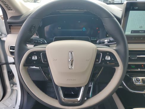 New 2026 Lincoln Corsair Grand Touring image 16