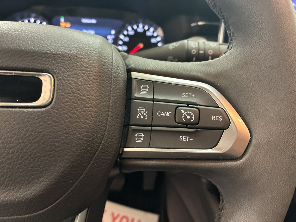 Used 2024 Jeep Compass Limited AWD/4WD image 25