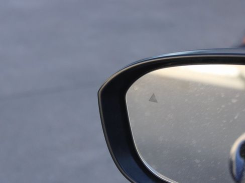 Used 2023 Nissan Rogue SV image 21