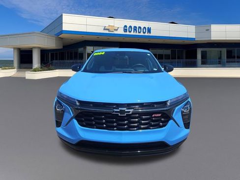 Used 2024 Chevrolet Trax RS FWD image 9