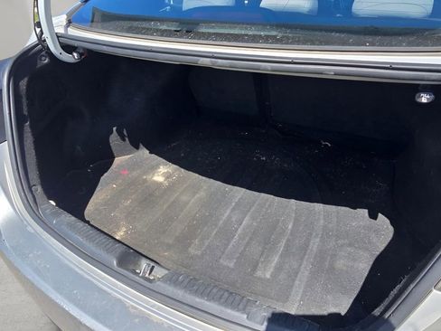 Used 2016 Hyundai Elantra SE image 28