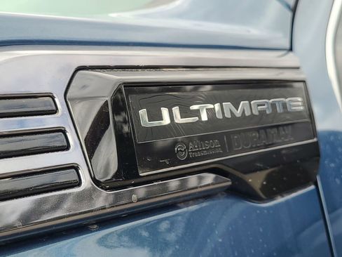 New 2026 GMC Sierra 2500 Denali Ultimate w/ LPO, Black Badging Package image 33