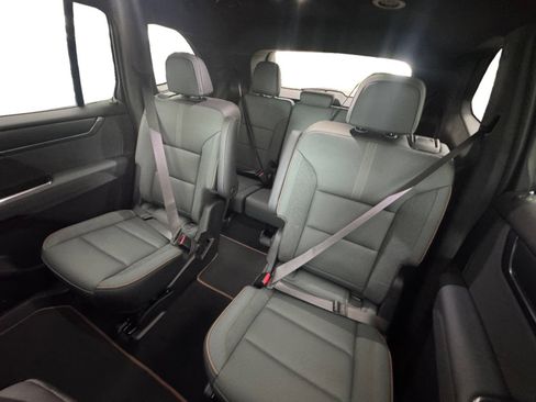 Certified 2024 GMC Acadia AT4 AWD/4WD image 14