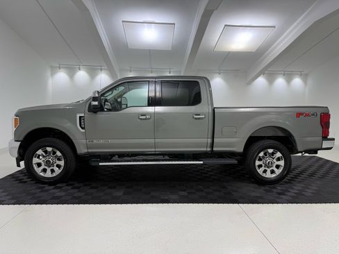 Used 2019 Ford F250 Lariat w/ Lariat Ultimate Package image 4