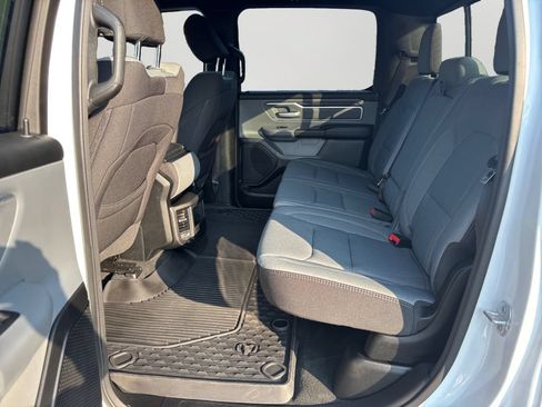 Used 2022 RAM 1500 Big Horn AWD/4WD image 15