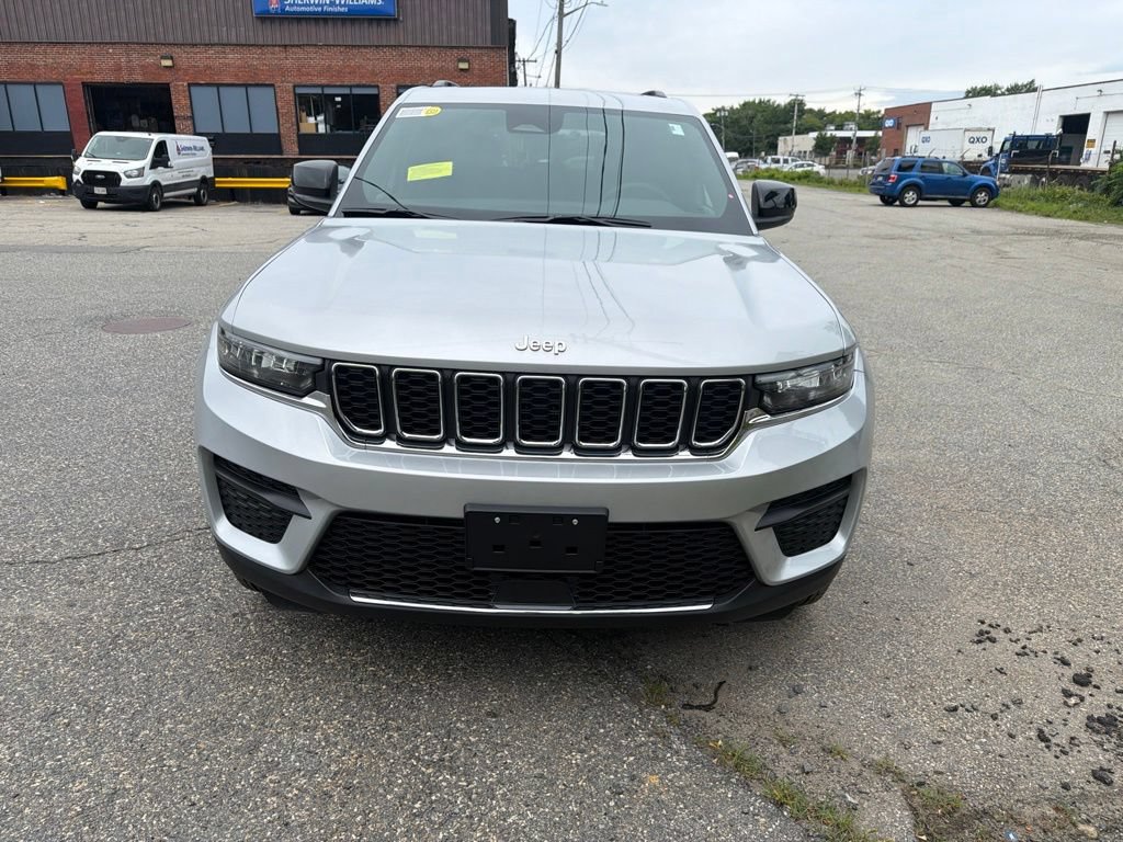 New 2026 Jeep Grand Cherokee Laredo X AWD/4WD image 8