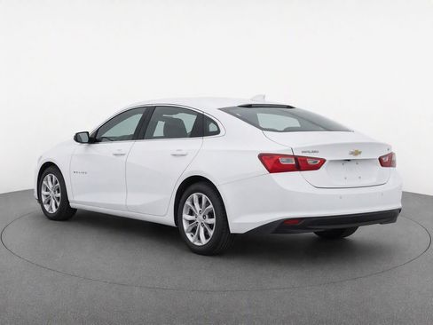 Used 2024 Chevrolet Malibu LT FWD image 3