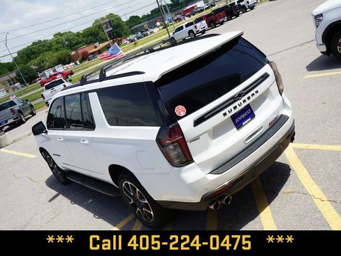 Used 2022 Chevrolet Suburban RST w/ Sport Performance Package AWD/4WD image 11