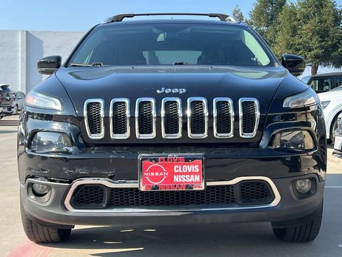 Used 2018 Jeep Cherokee Limited image 11