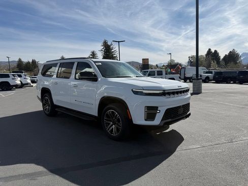 New 2026 Jeep Grand Wagoneer L 4WD image 4