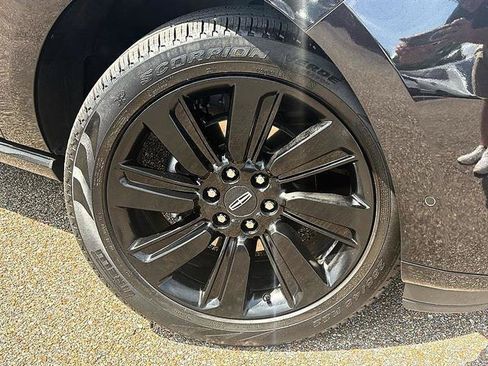 Used 2022 Lincoln Navigator Reserve AWD/4WD image 53