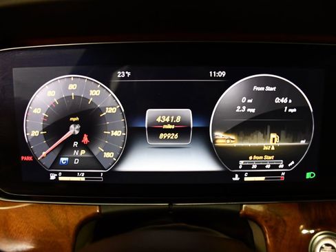 Used 2019 Mercedes-Benz E 450 4MATIC Wagon image 12