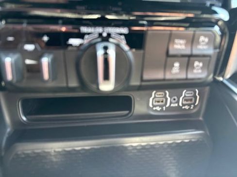 Used 2023 RAM 1500 Big Horn AWD/4WD image 56