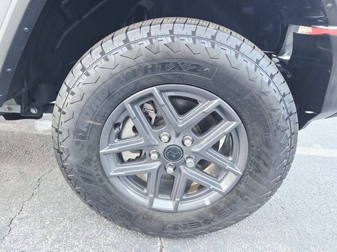 Used 2022 Jeep Wrangler Sport S image 18