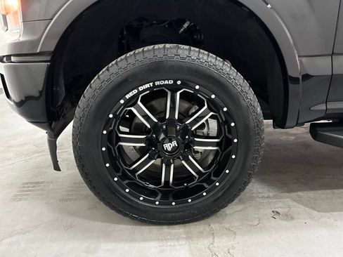 Used 2019 Ford F150 Lariat RWD image 61
