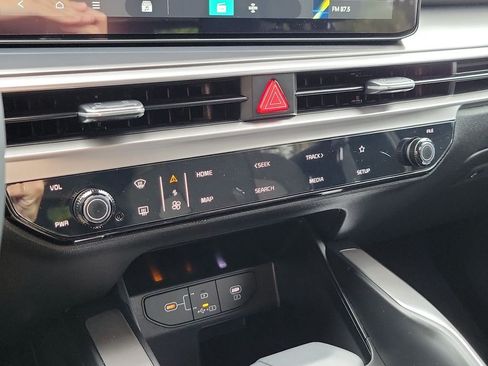 New 2026 Kia Sorento LX FWD image 31