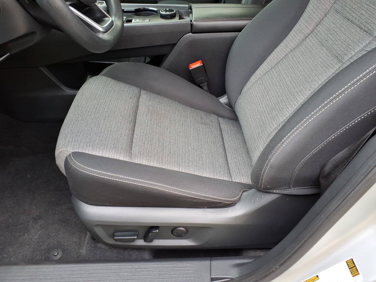Used 2021 Nissan Rogue SV AWD/4WD image 18