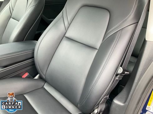 Used 2023 Tesla Model 3 Standard Range image 17