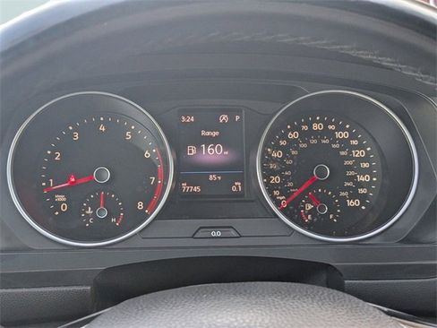 Used 2019 Volkswagen Tiguan SE image 30