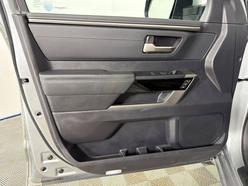 Used 2023 Toyota Tundra Limited image 10