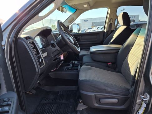 Used 2011 RAM 2500 ST w/ ST Popular Equipment Group AWD/4WD image 17