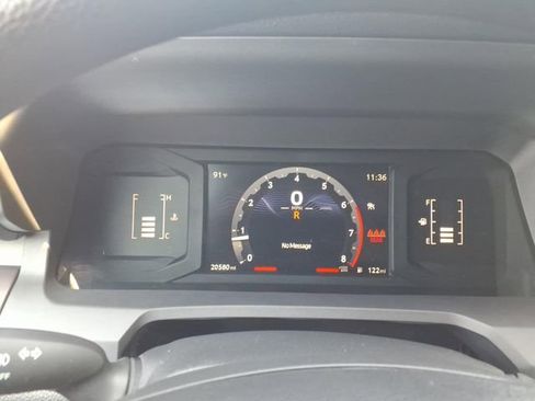 Used 2024 Toyota Tacoma SR5 AWD/4WD image 19