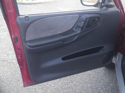 Used 1998 Dodge Dakota SLT image 34