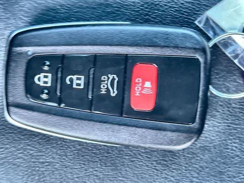 Used 2021 Toyota RAV4 XSE AWD/4WD image 21