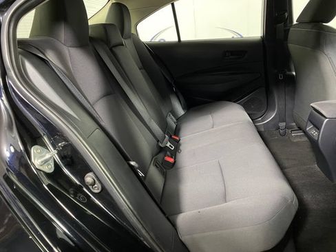 Certified 2025 Toyota Corolla LE FWD image 9