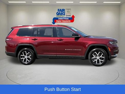 Used 2025 Jeep Grand Cherokee L Limited AWD/4WD image 6