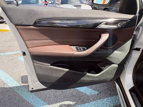 Used 2019 BMW X1 sDrive28i w/ Convenience Package FWD image 25