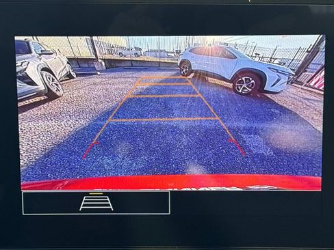 New 2026 Chevrolet Trax RS w/ Sunroof Package image 26