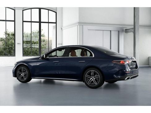 New 2026 Mercedes-Benz E 450 4MATIC Sedan image 31