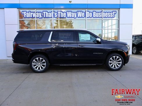New 2025 Chevrolet Suburban Premier image 1