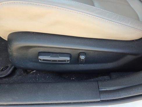 Used 2022 Honda Insight Touring image 16
