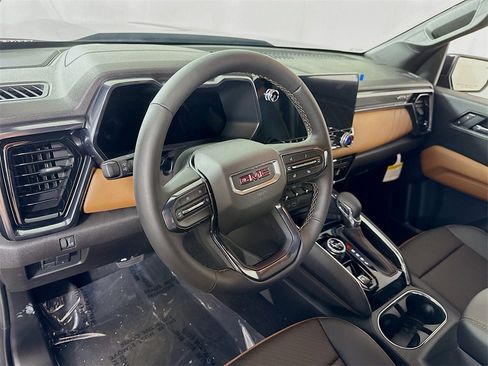 New 2026 GMC Canyon AT4 w/ Technology Plus Package image 4