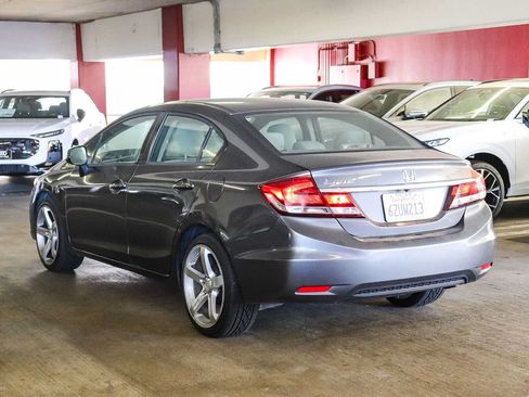 Used 2013 Honda Civic LX image 2
